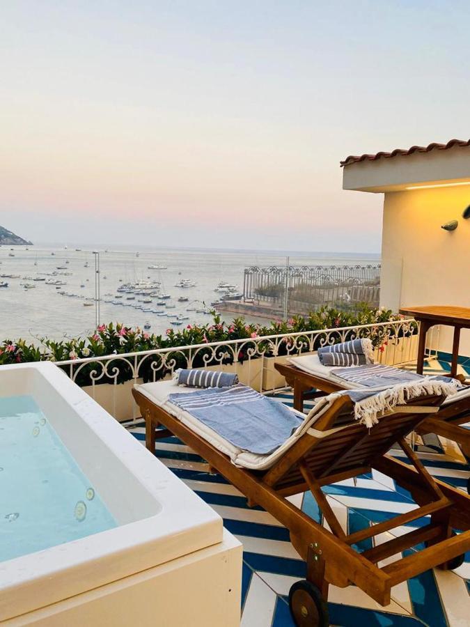 פוזיטנו Villa Diamond Luxury Suite מראה חיצוני תמונה